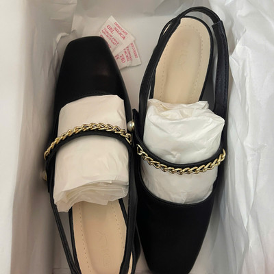 สีสัน: ดำ  / Size : 38