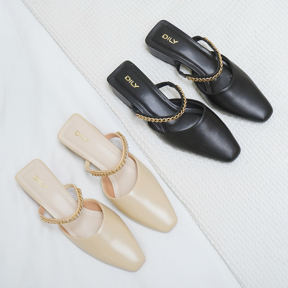 รองเท้ามิวล์ส้นสูง DL0539