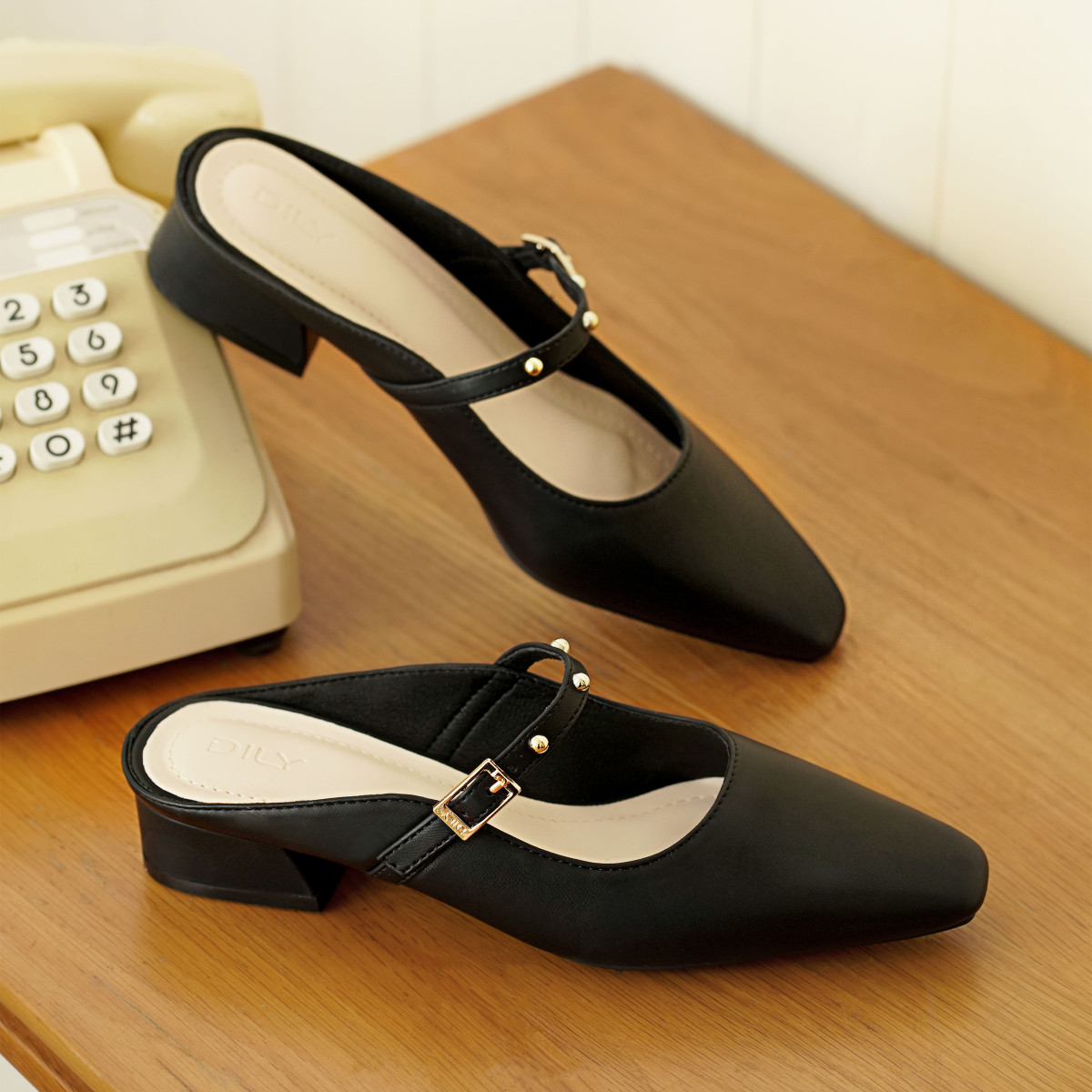 รองเท้าเปิดส้นส้นสูง DL0588