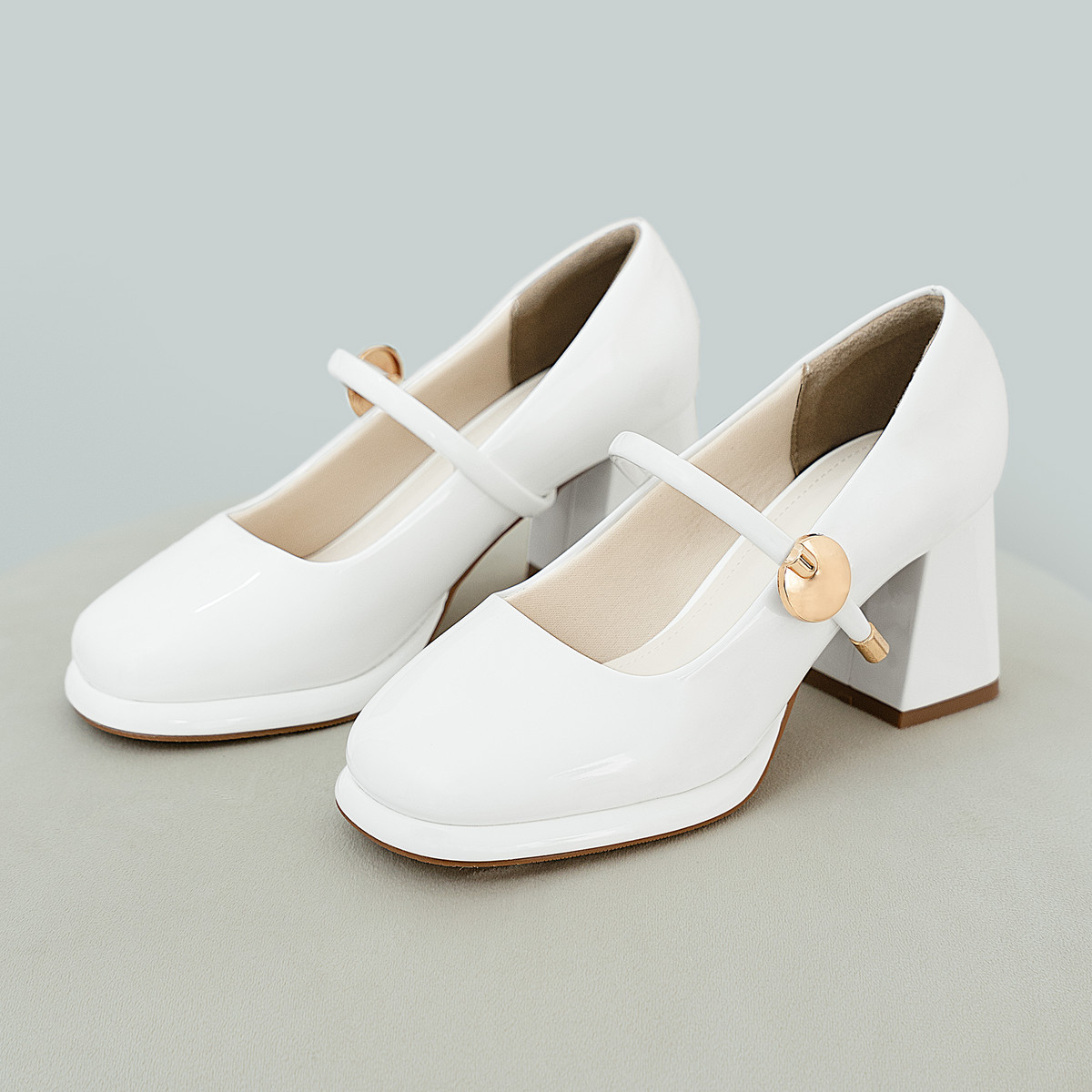 รองเท้าปิดหน้าเท้า DL0628