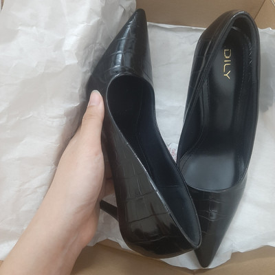 สีสัน: ดำ  / Size : 36