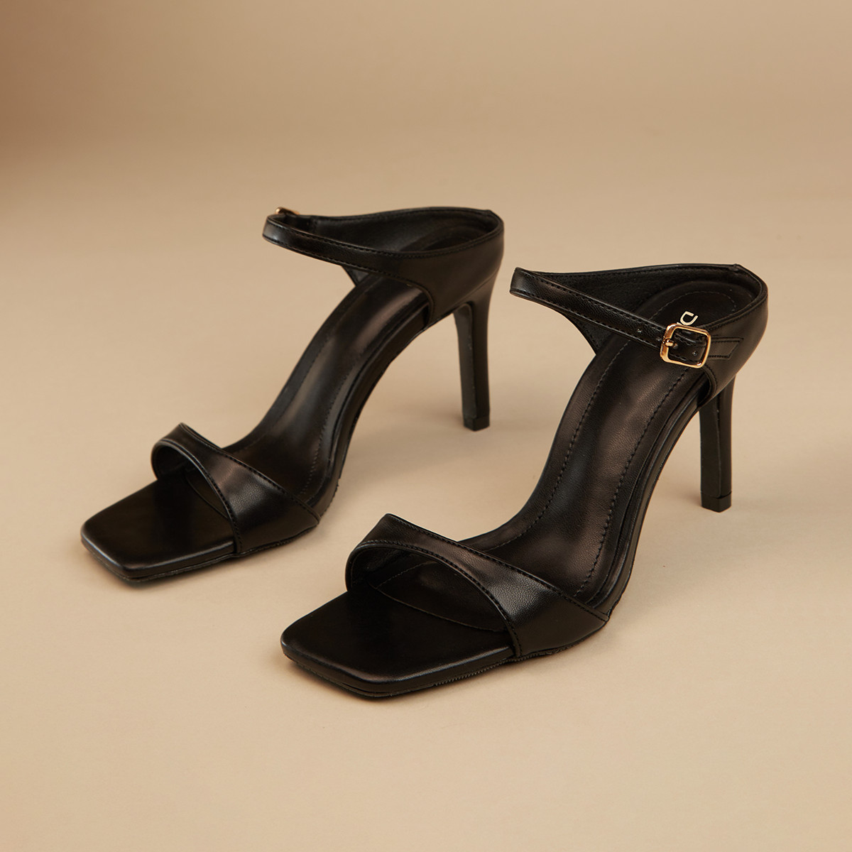 รองเท้าเปิดส้นส้นสูง AA0420