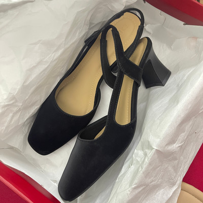 สีสัน: ดำ  / Size : 36