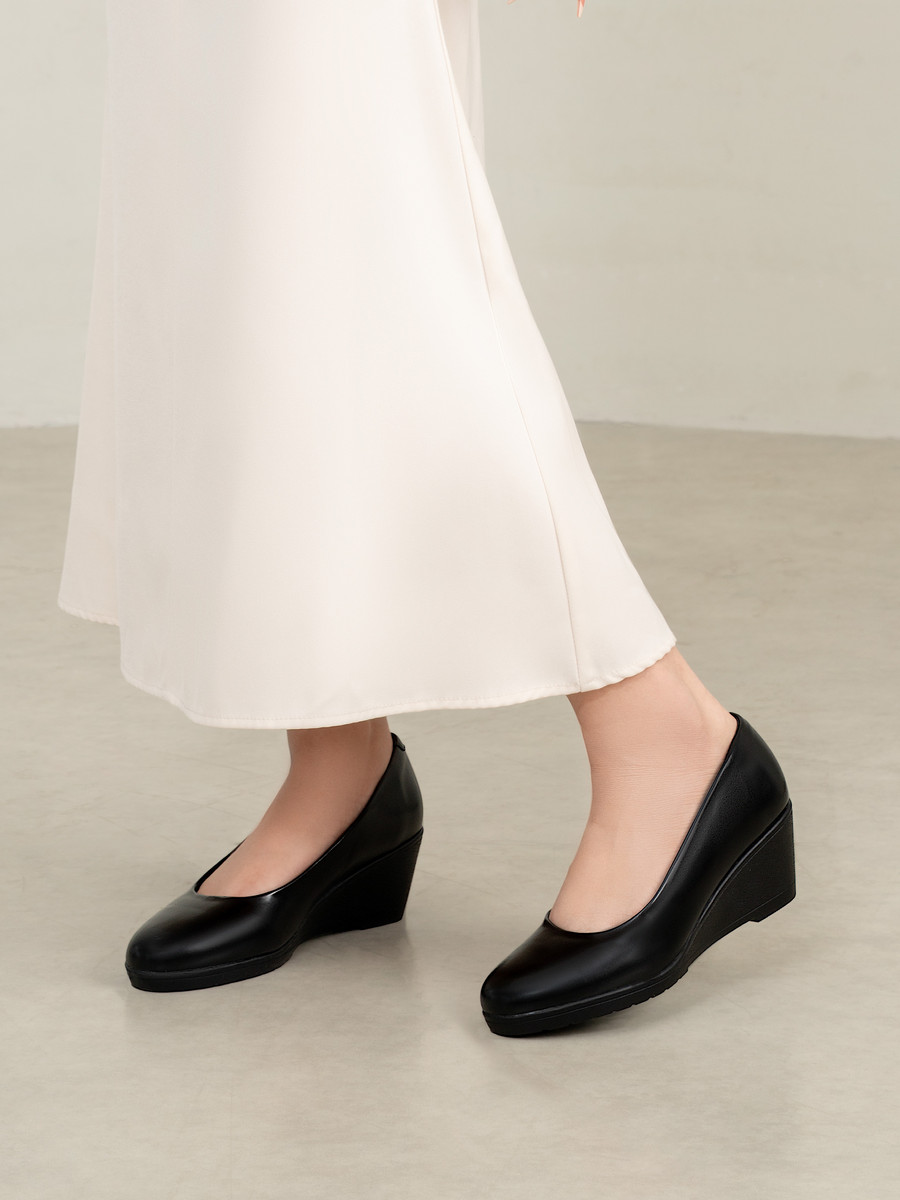 รองเท้าคัทชูส้นเตารีดค่ะ DL0696 Black