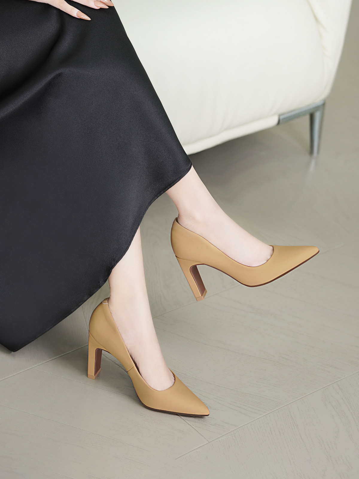 รองเท้าส้นสูงผู้หญิง AA0372