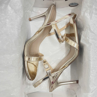 สีสัน: ทองคำ / Size : 38