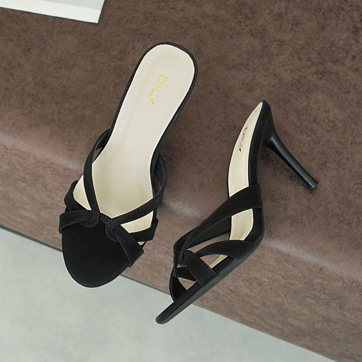 รองเท้าเปิดส้นส้นสูง DL0609