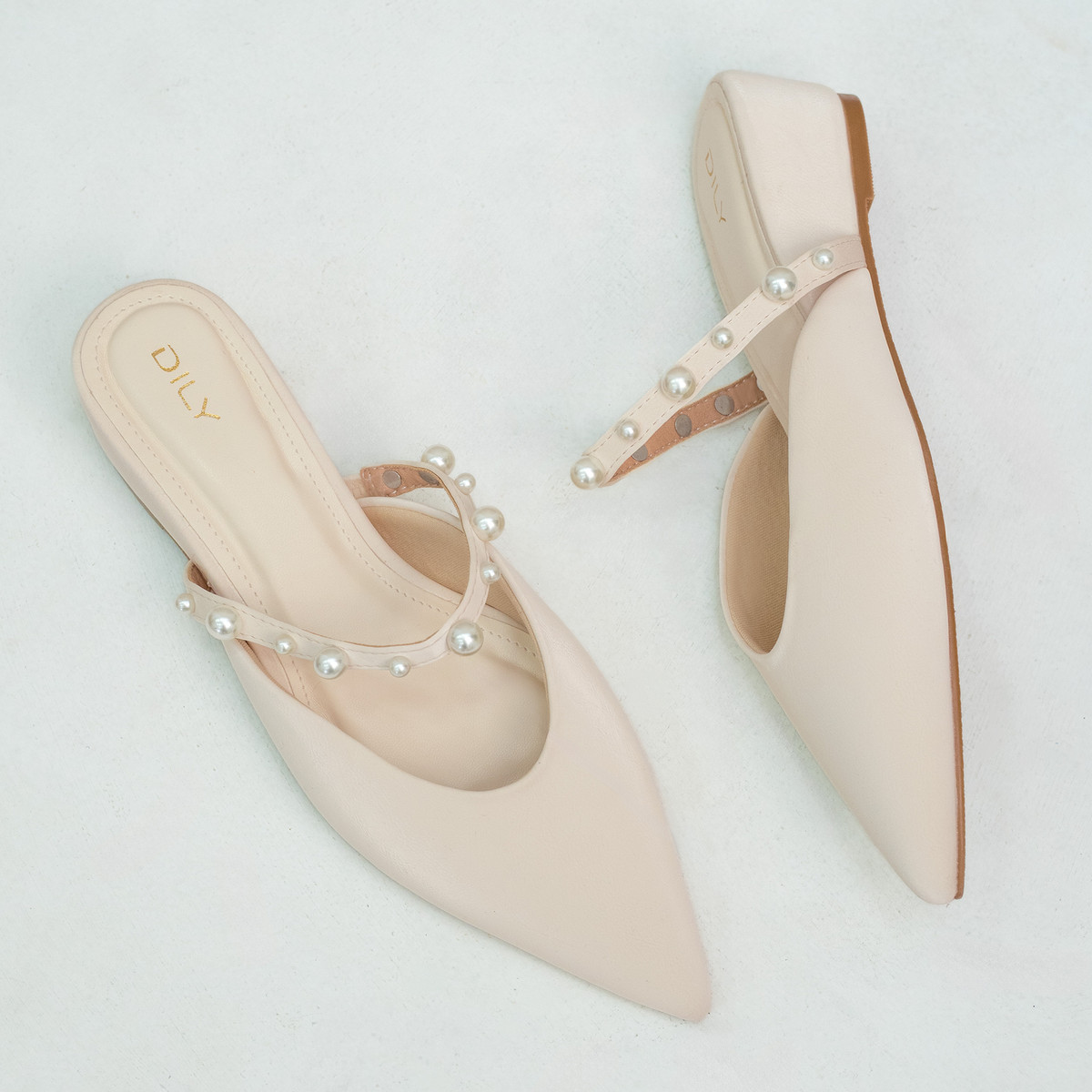 รองเท้าแตะส้นเตารีด DL0617