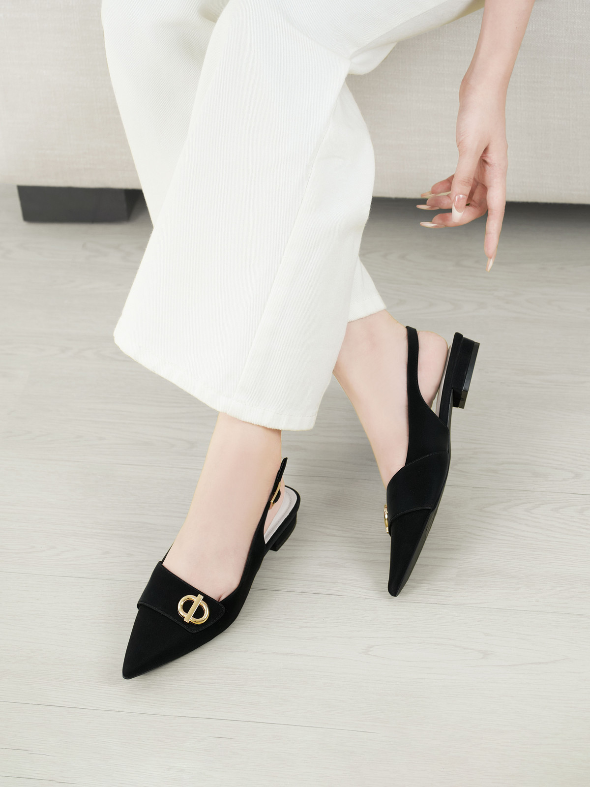 รองเท้าสลิงแบ็ค DL0592