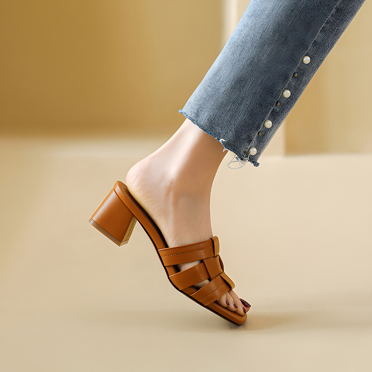 รองเท้าเปิดส้นส้นสูง AA0392