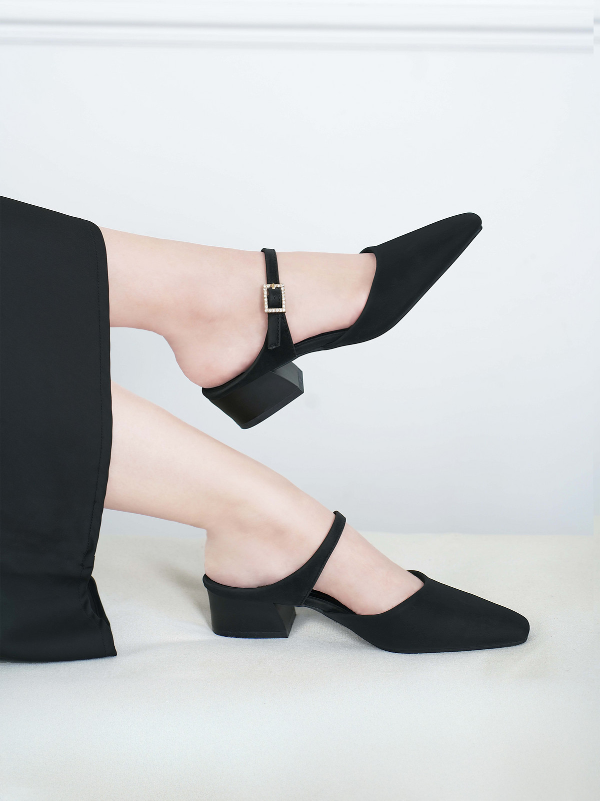 รองเท้าเปิดส้นส้นสูง AA0499