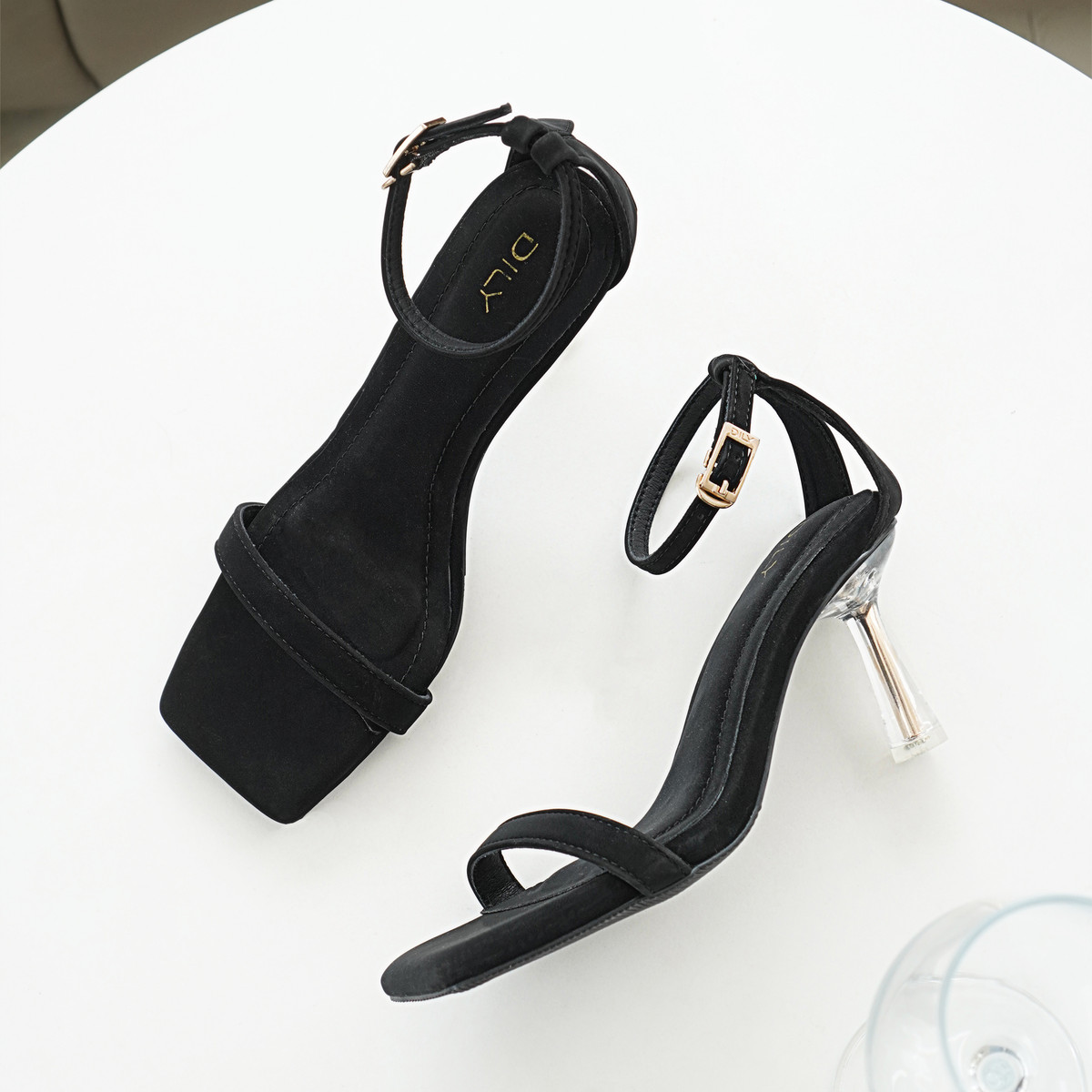 รองเท้าส้นสูงแบบเปิดหน้า DL0526