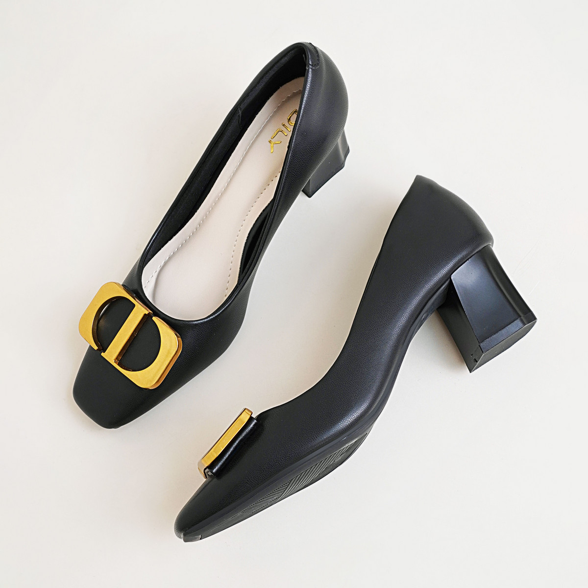 รองเท้าส้นสูงผู้หญิง AA0484