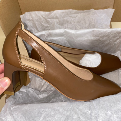 สีสัน: น้ำตาล / Size : 37