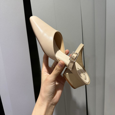 สีสัน: ครีม / Size : 37