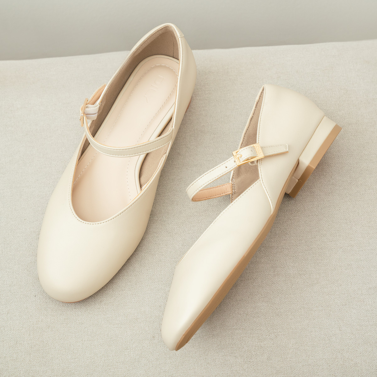 รองเท้าบัลเล่ต์ DL0626