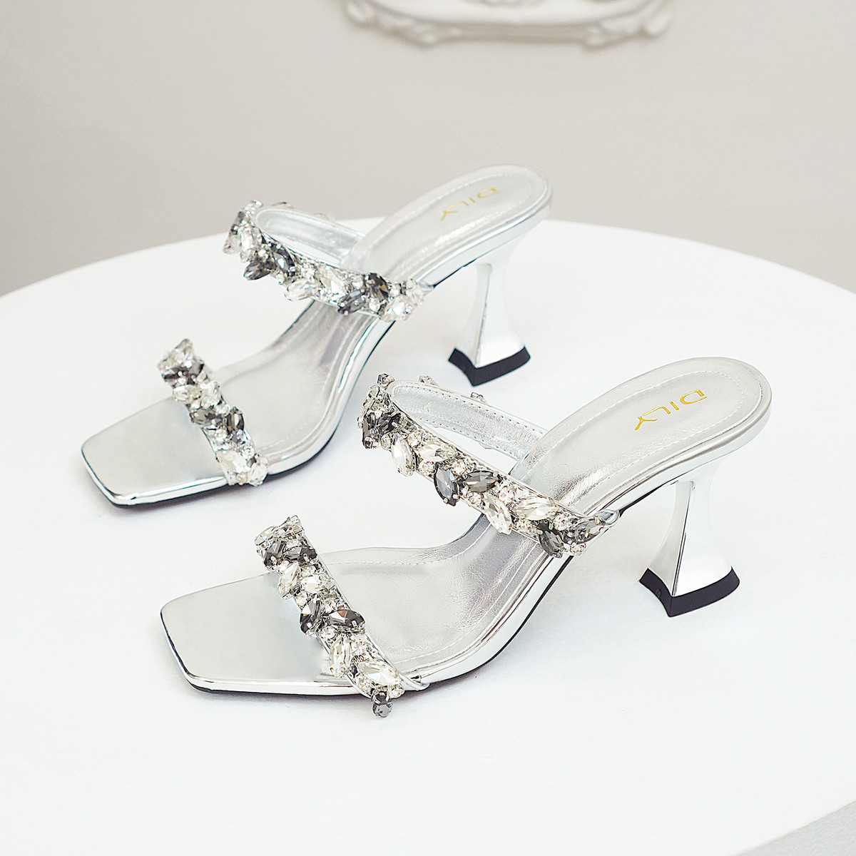 รองเท้าเปิดส้นส้นสูง DL0601