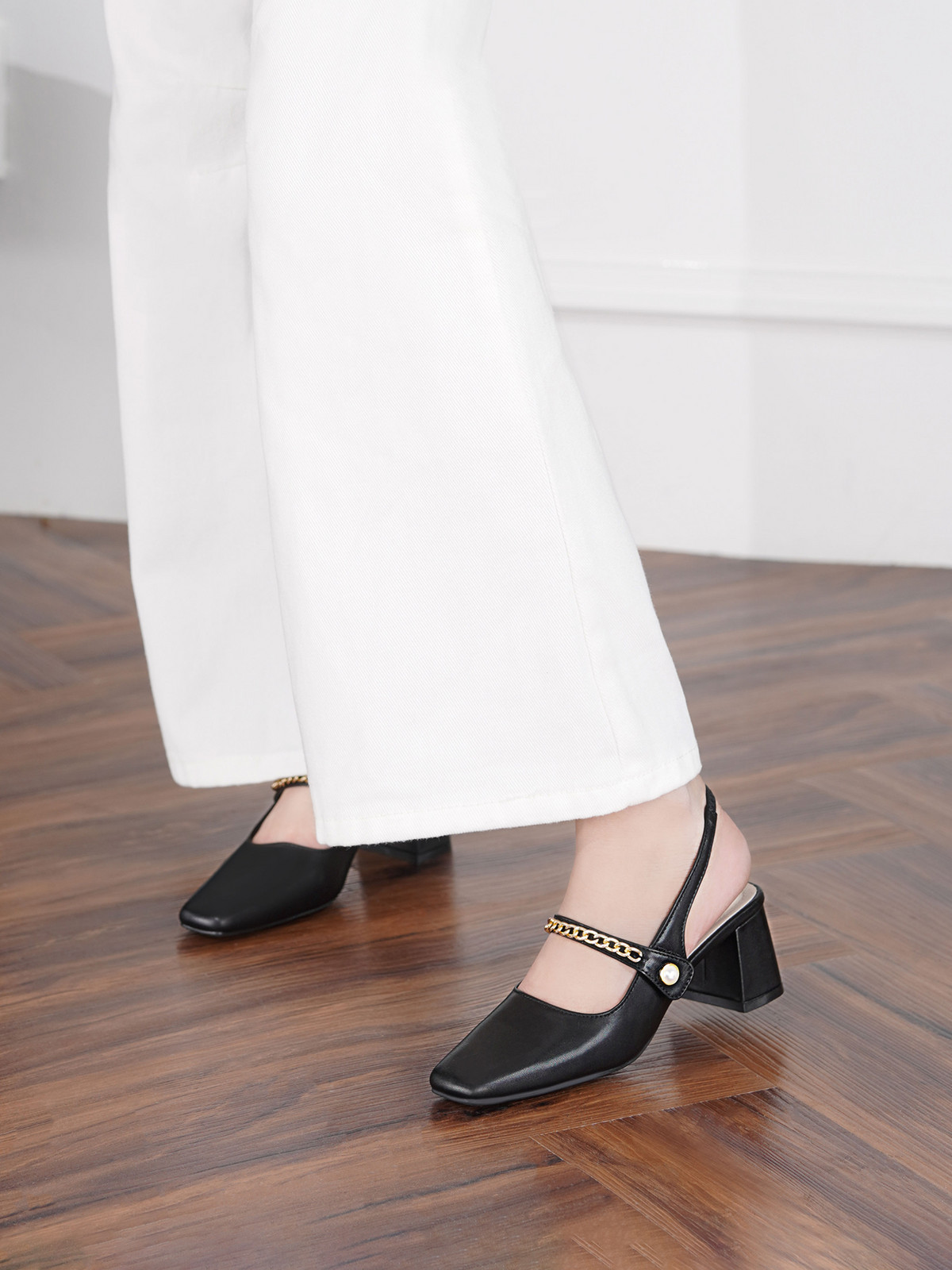 รองเท้าสลิงแบ็ค DL0554