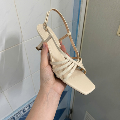 สีสัน: ครีม / Size : 38