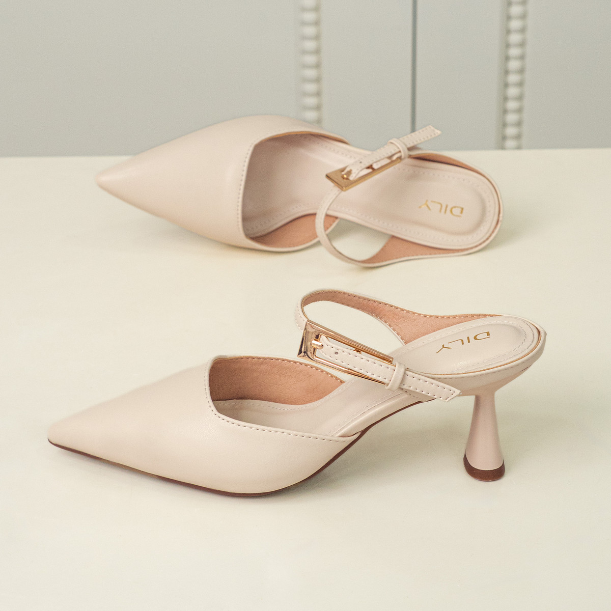 รองเท้าเปิดส้นส้นสูง DL0616