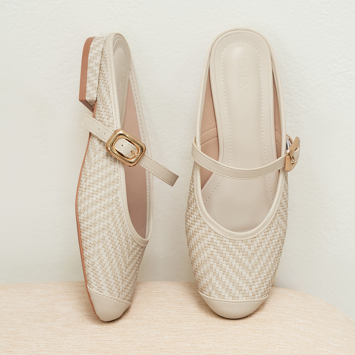 รองเท้ามิวล์ DL0641