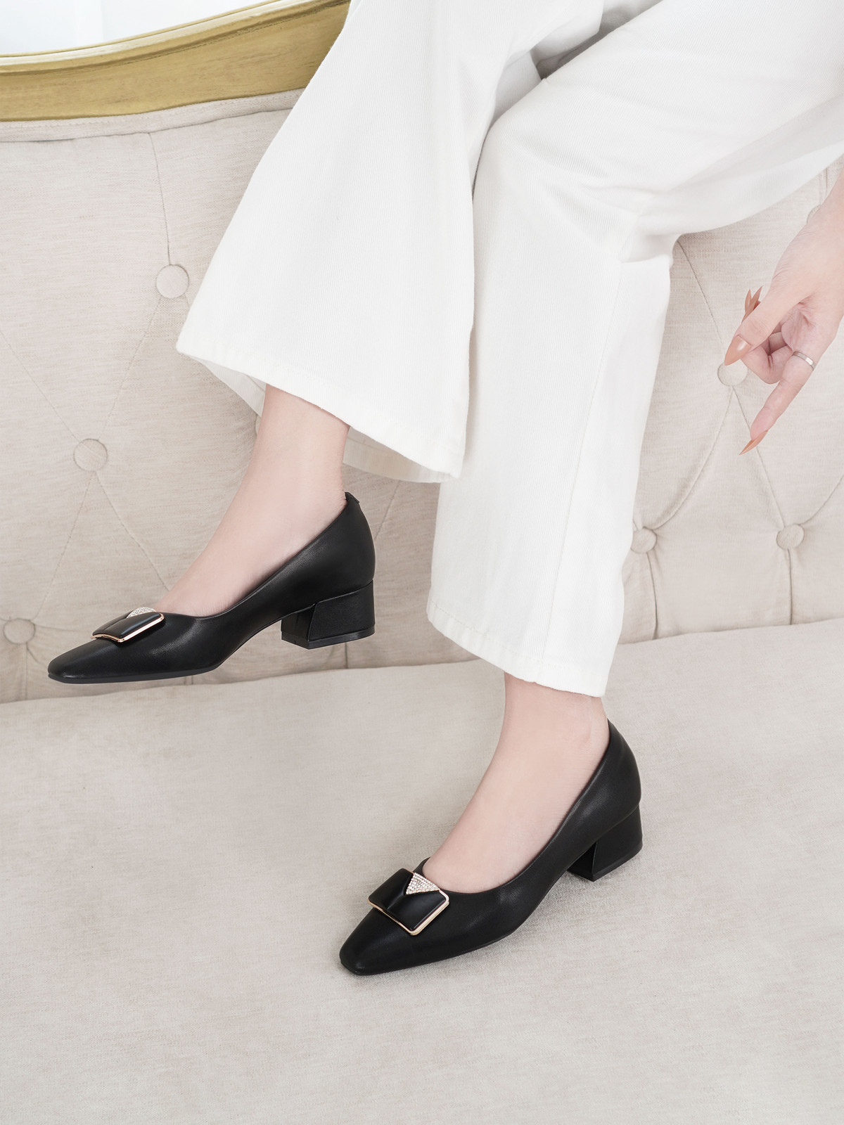 รองเท้าส้นสูงผู้หญิง DL0555