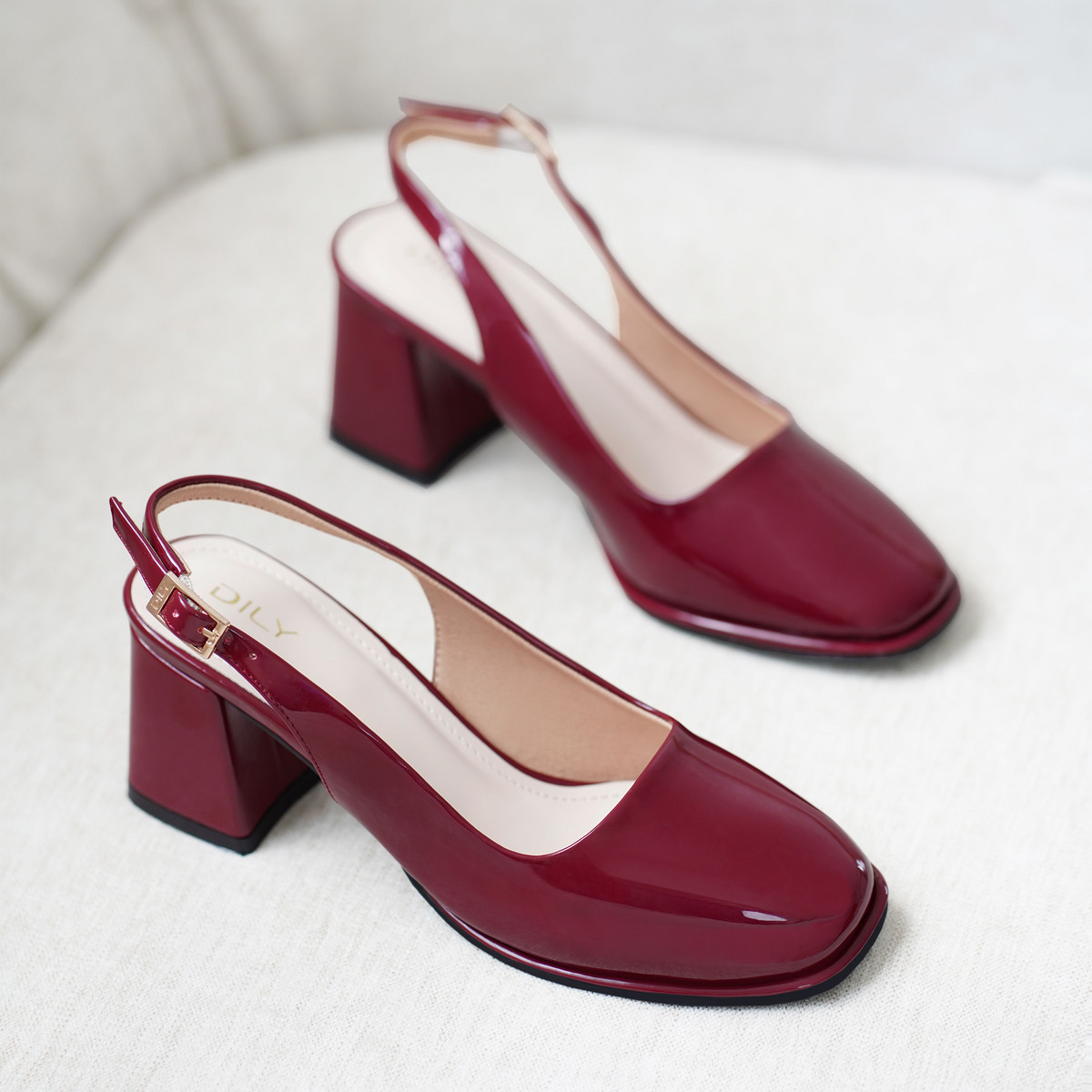 รองเท้าสลิงแบ็ค DL0560