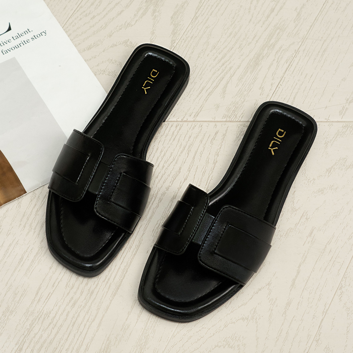 รองเท้าแตะผู้หญิง DL0614