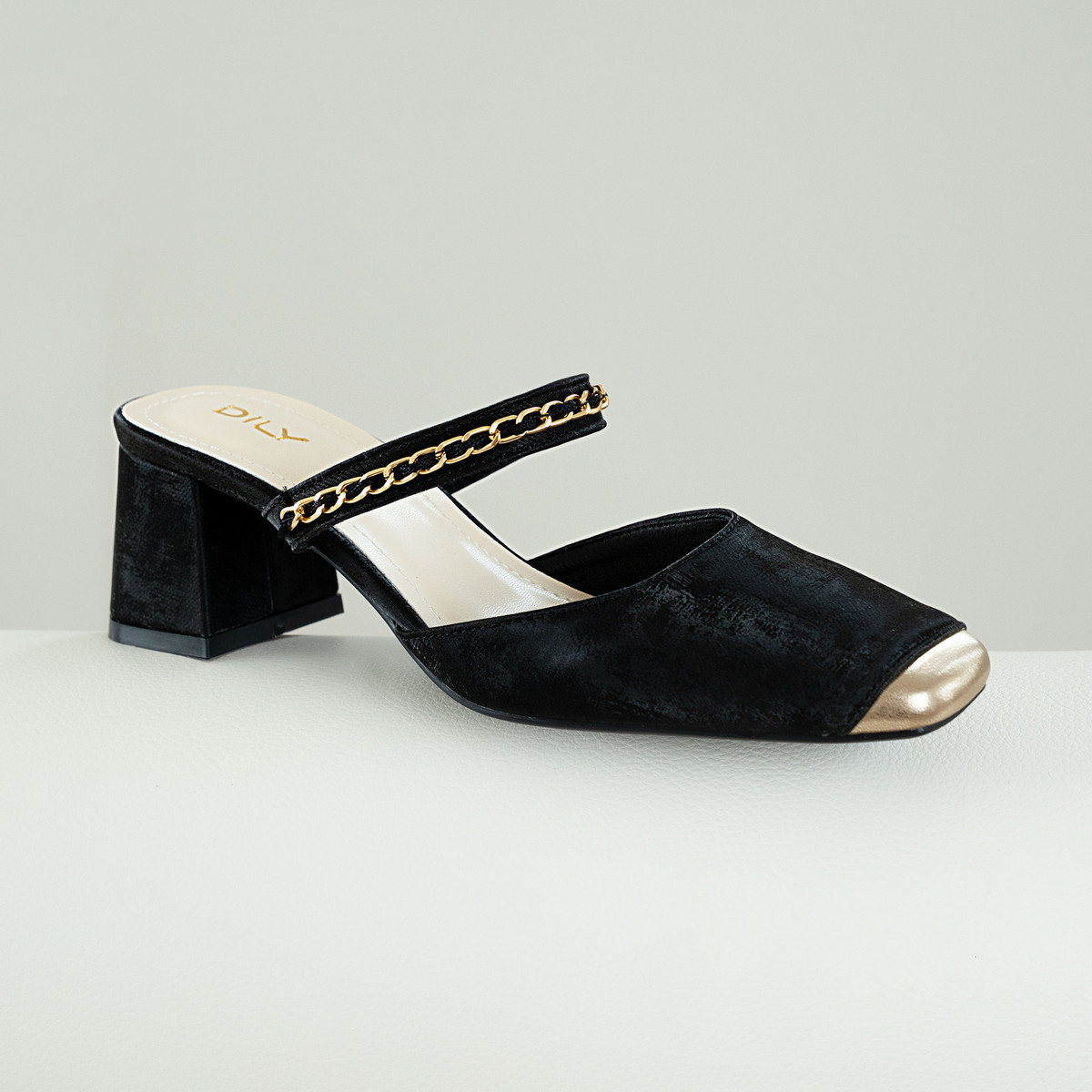 รองเท้ามิวล์ส้นสูง DL0623