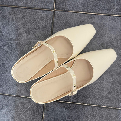 สีสัน: ครีม / Size : 37