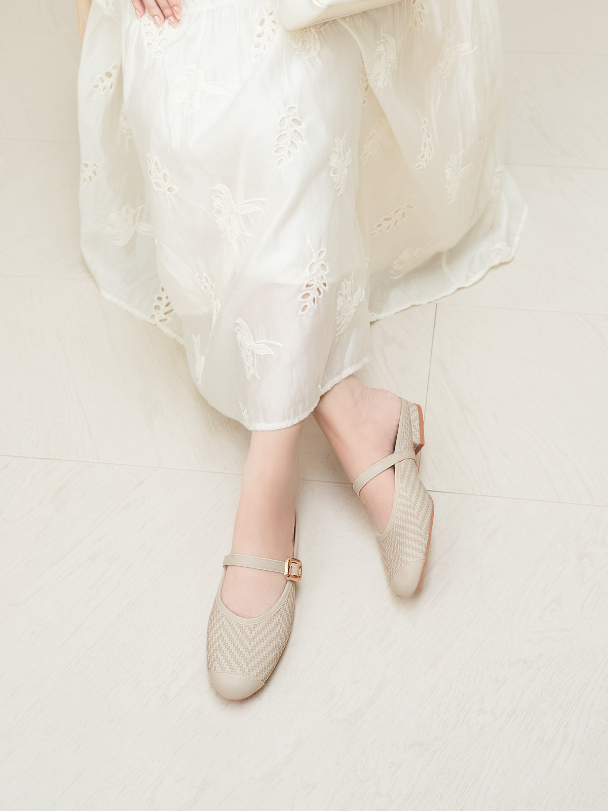 รองเท้ามิวล์ DL0641