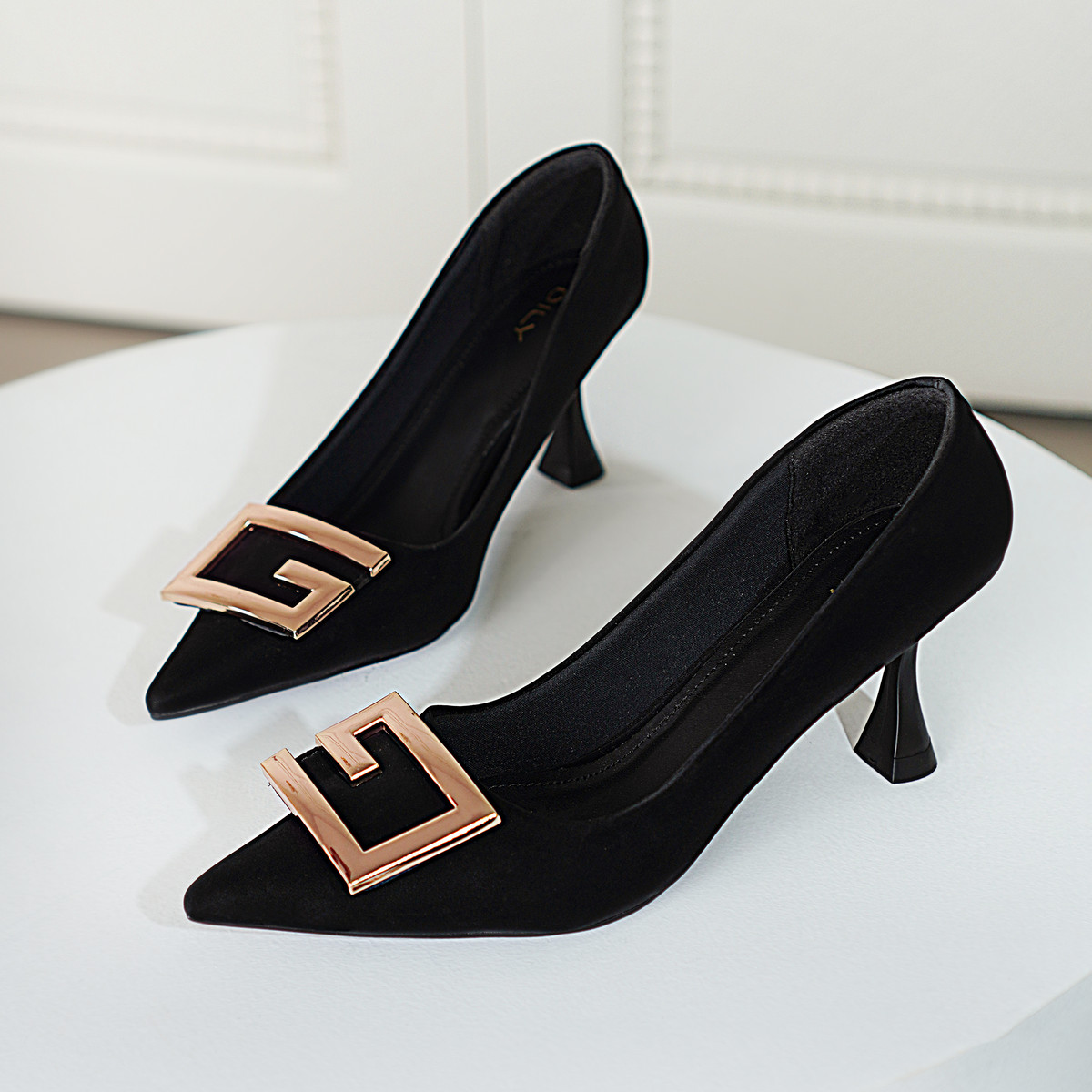 รองเท้าส้นสูงผู้หญิง DL0552