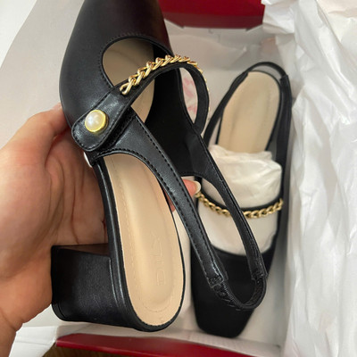 สีสัน: ดำ  / Size : 38