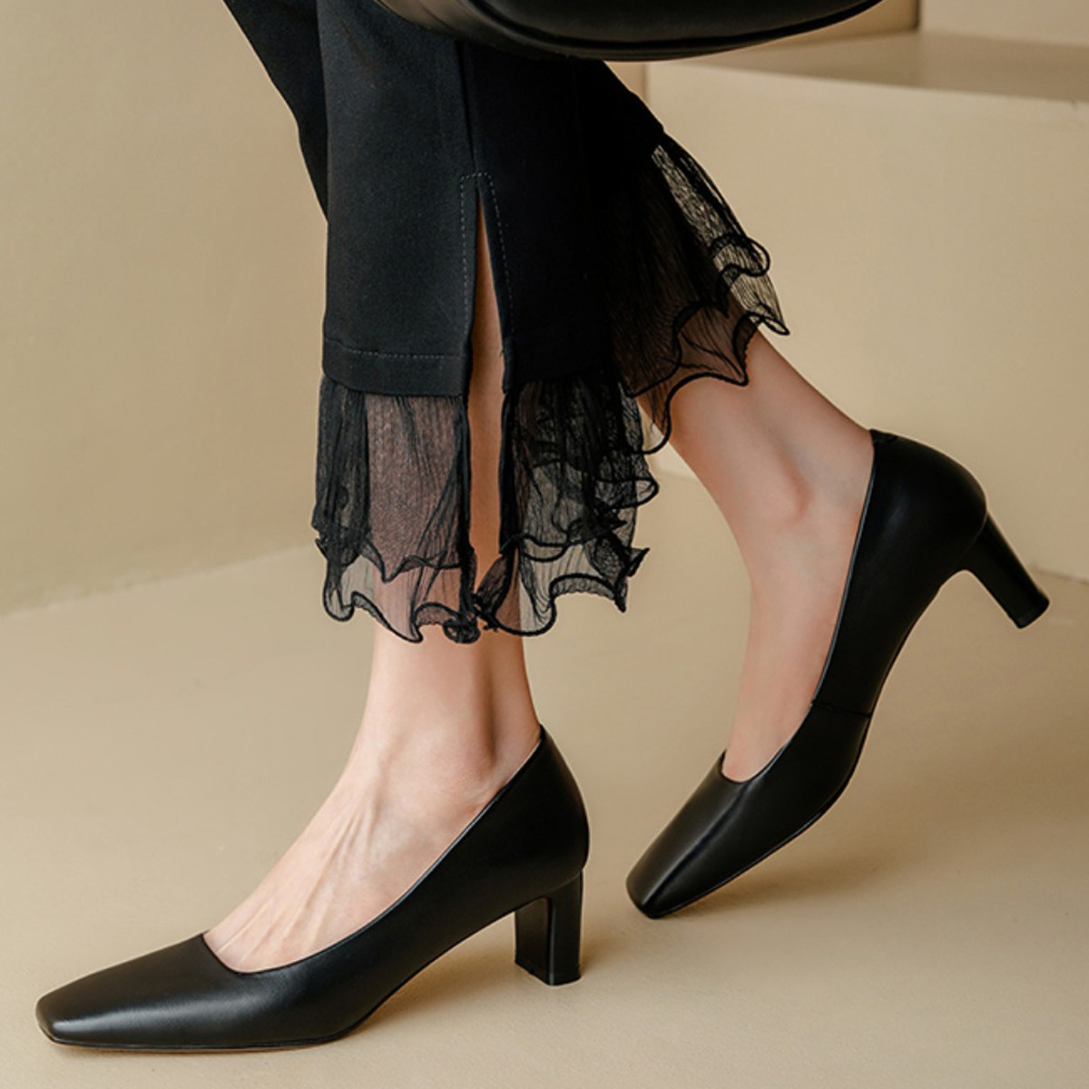 รองเท้าส้นสูงผู้หญิง AA0354