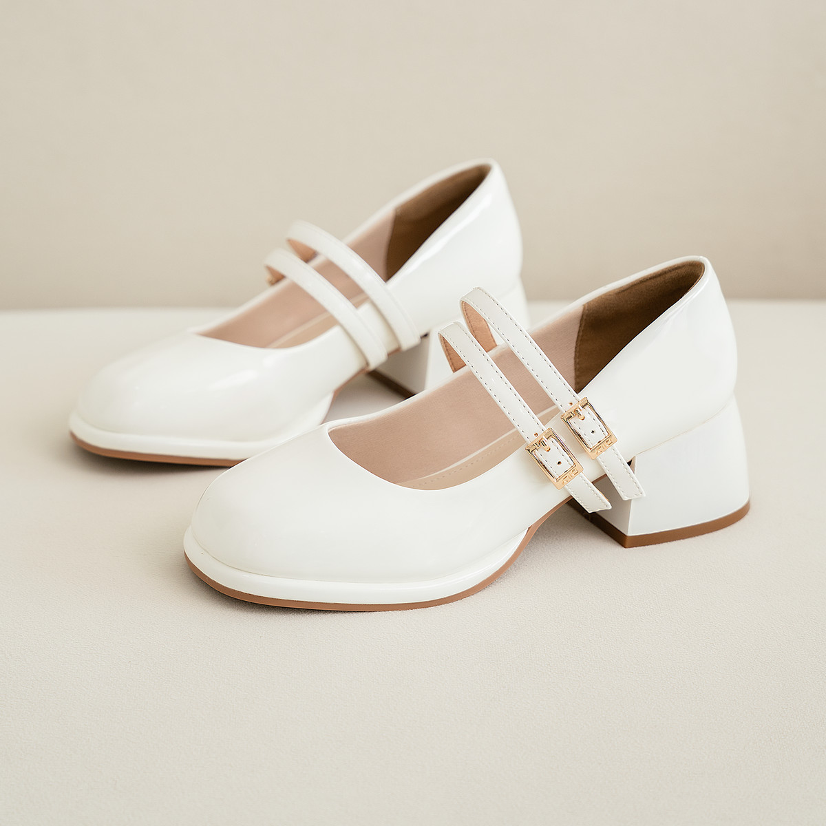 รองเท้าปิดหน้าเท้า DL0638