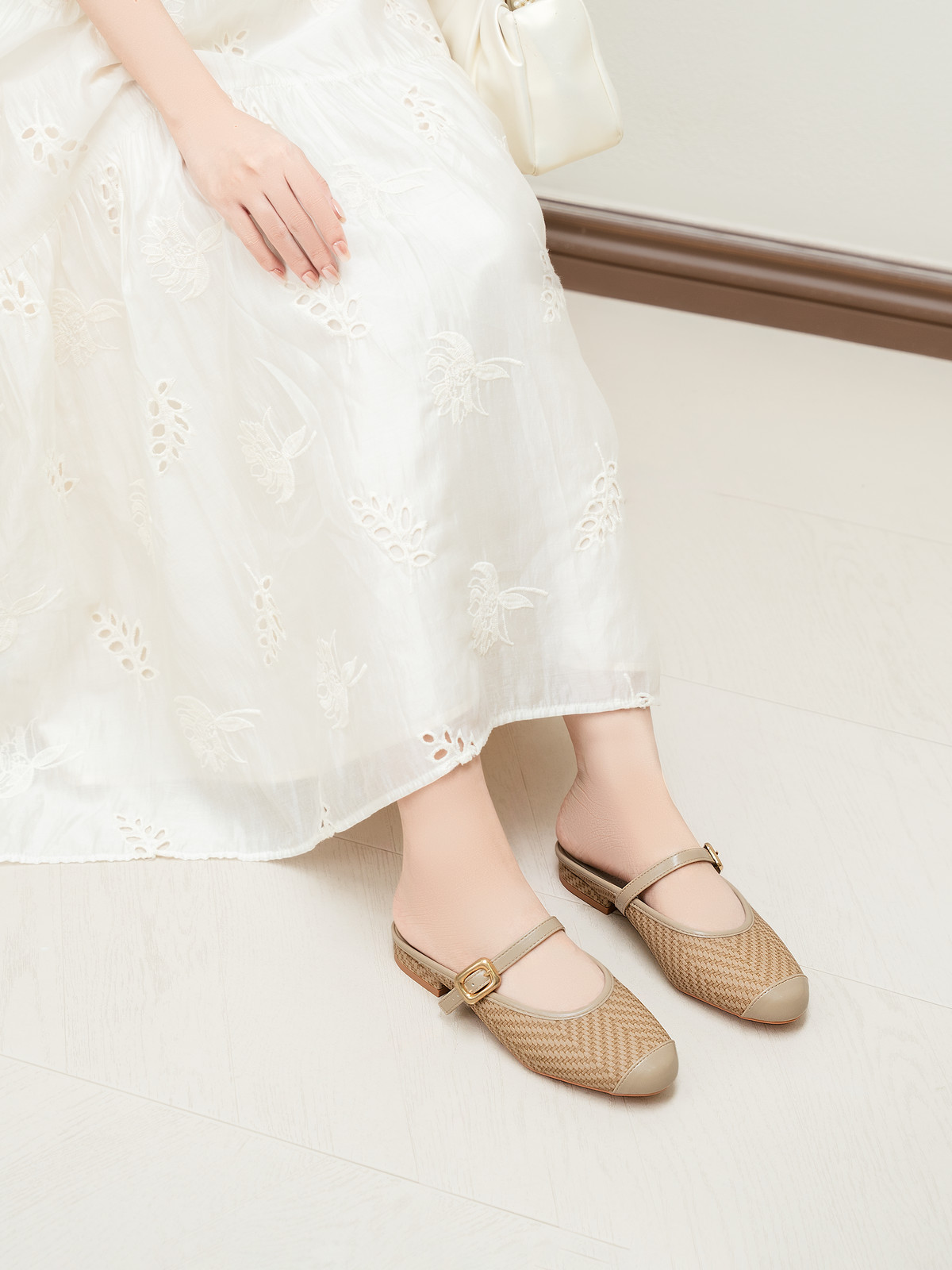 รองเท้ามิวล์ DL0641