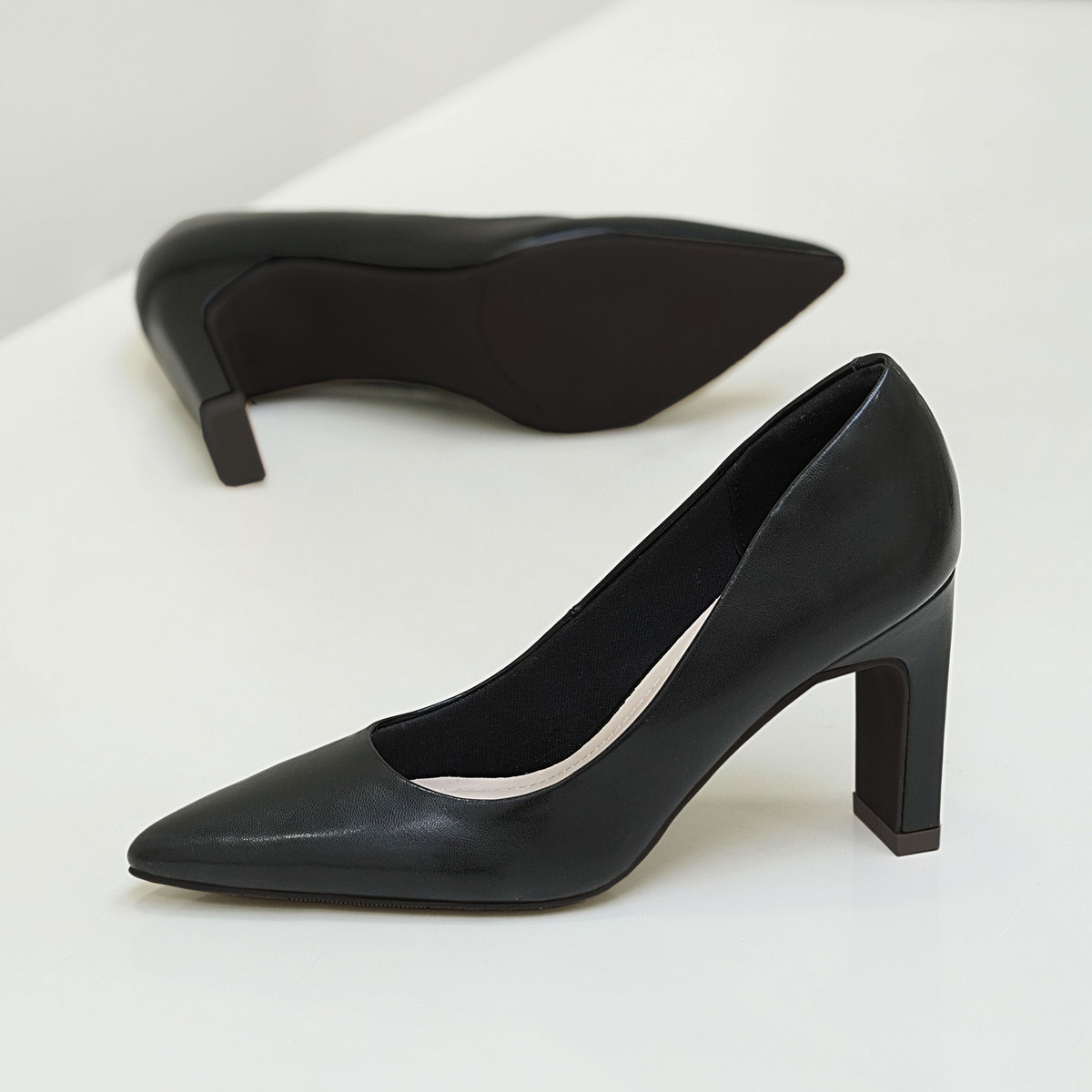 รองเท้าส้นสูงผู้หญิง AA0372