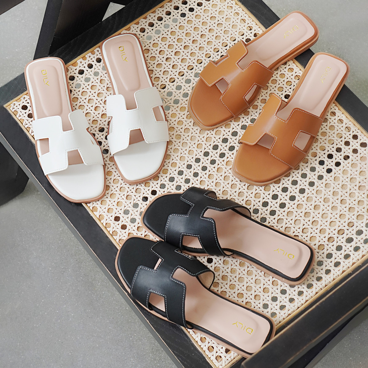 รองเท้าแตะผู้หญิง AA0362