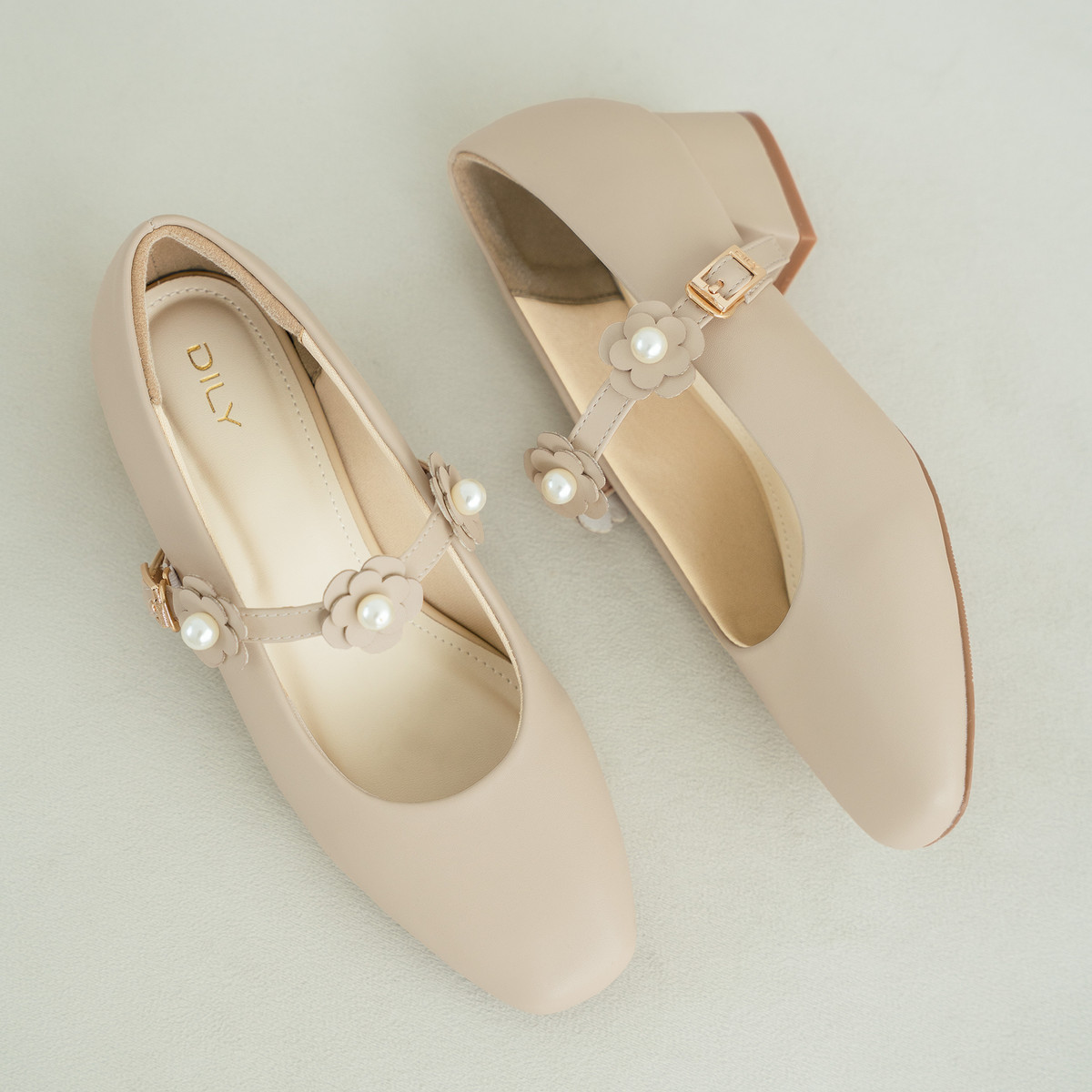 รองเท้าปิดหน้าเท้า DL0630