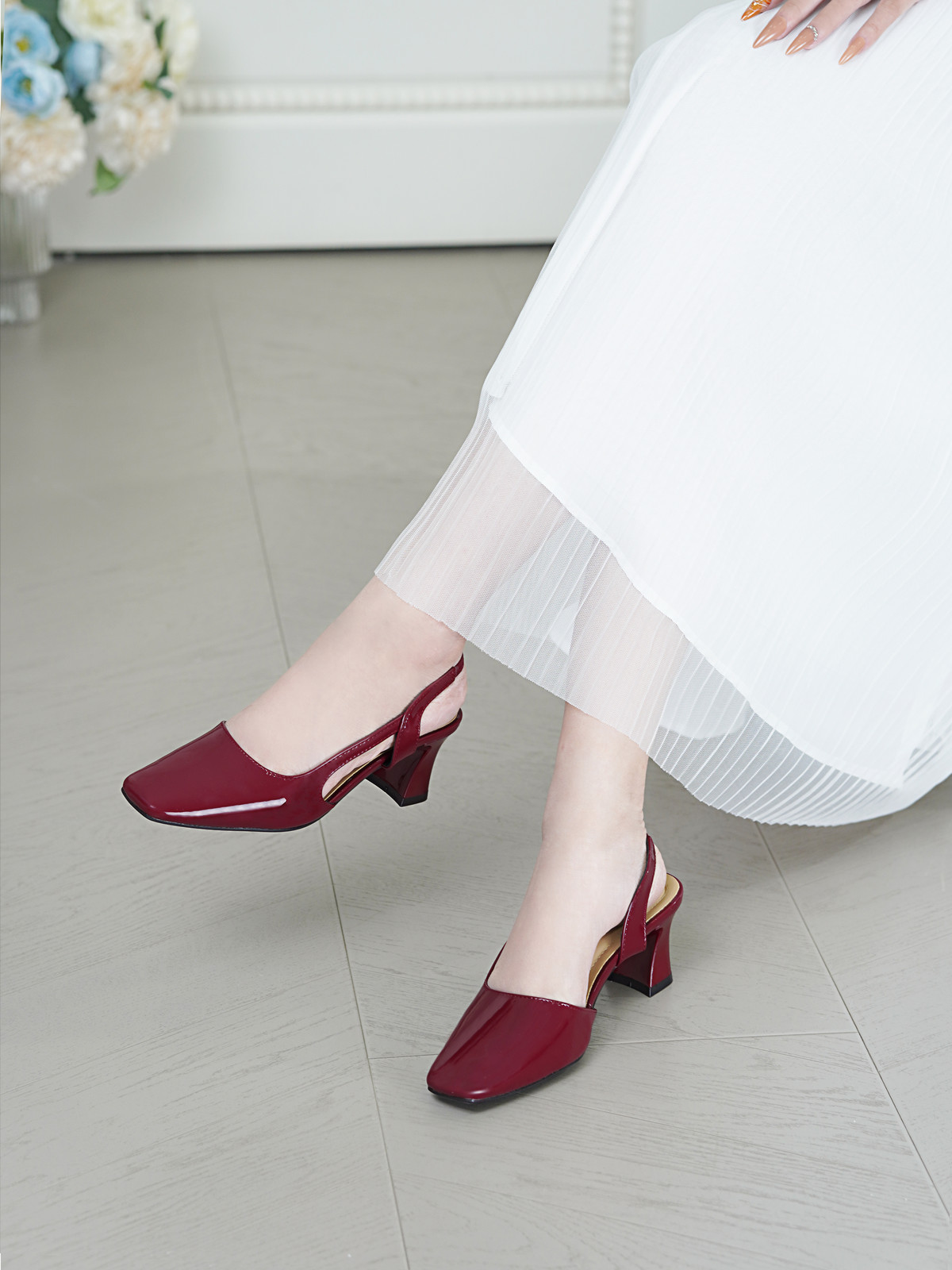 รองเท้าส้นสูงผู้หญิง DL0544