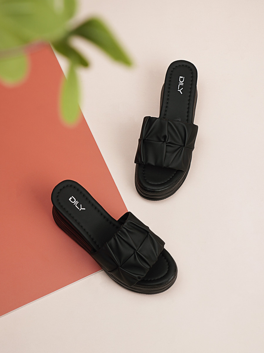 รองเท้าพื้นเวดจ์ DILY สายคาดจีบกว้าง สไตล์วัยรุ่น สูง 7.5 ซม. รุ่น AG0159