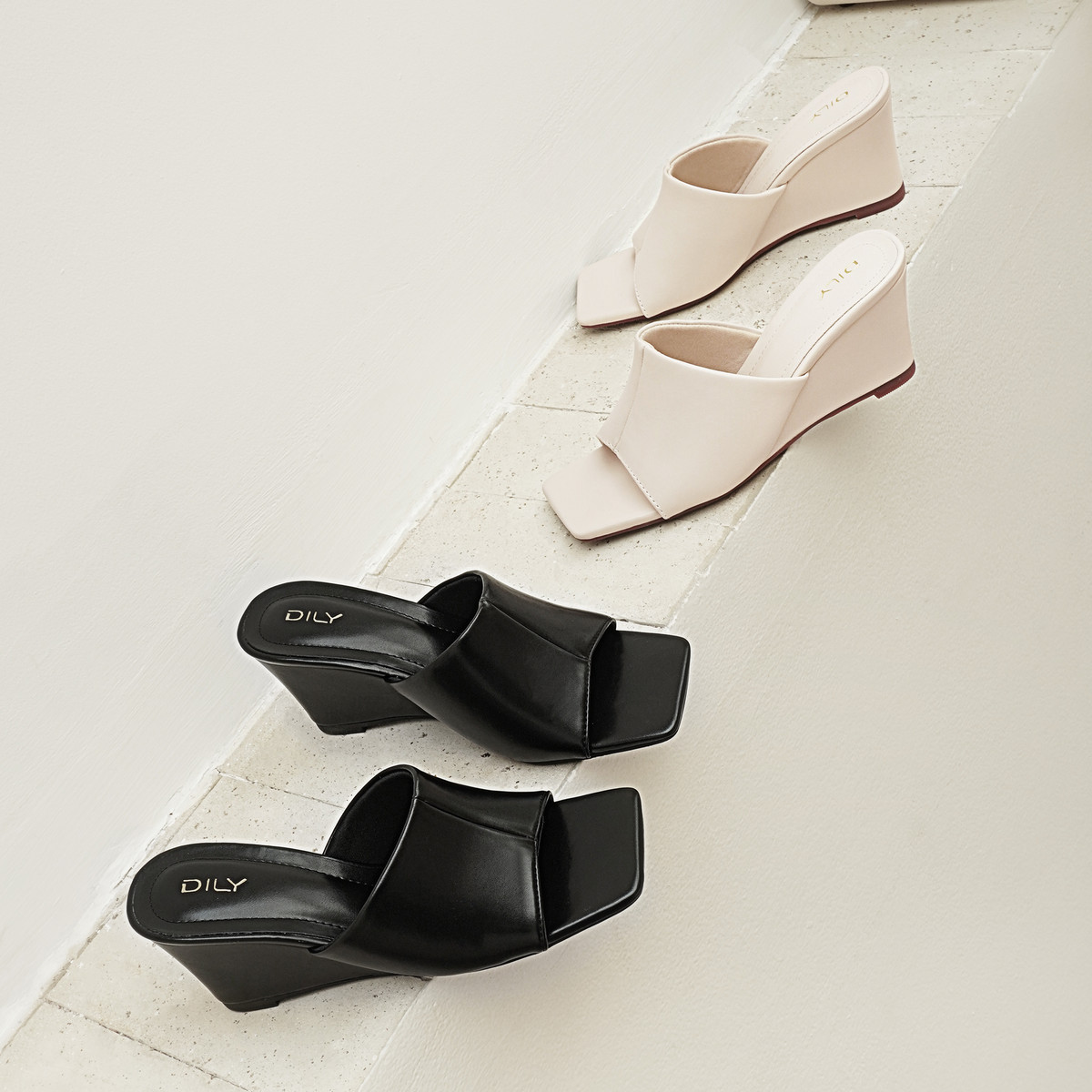 รองเท้าแตะส้นเตารีด DL0537