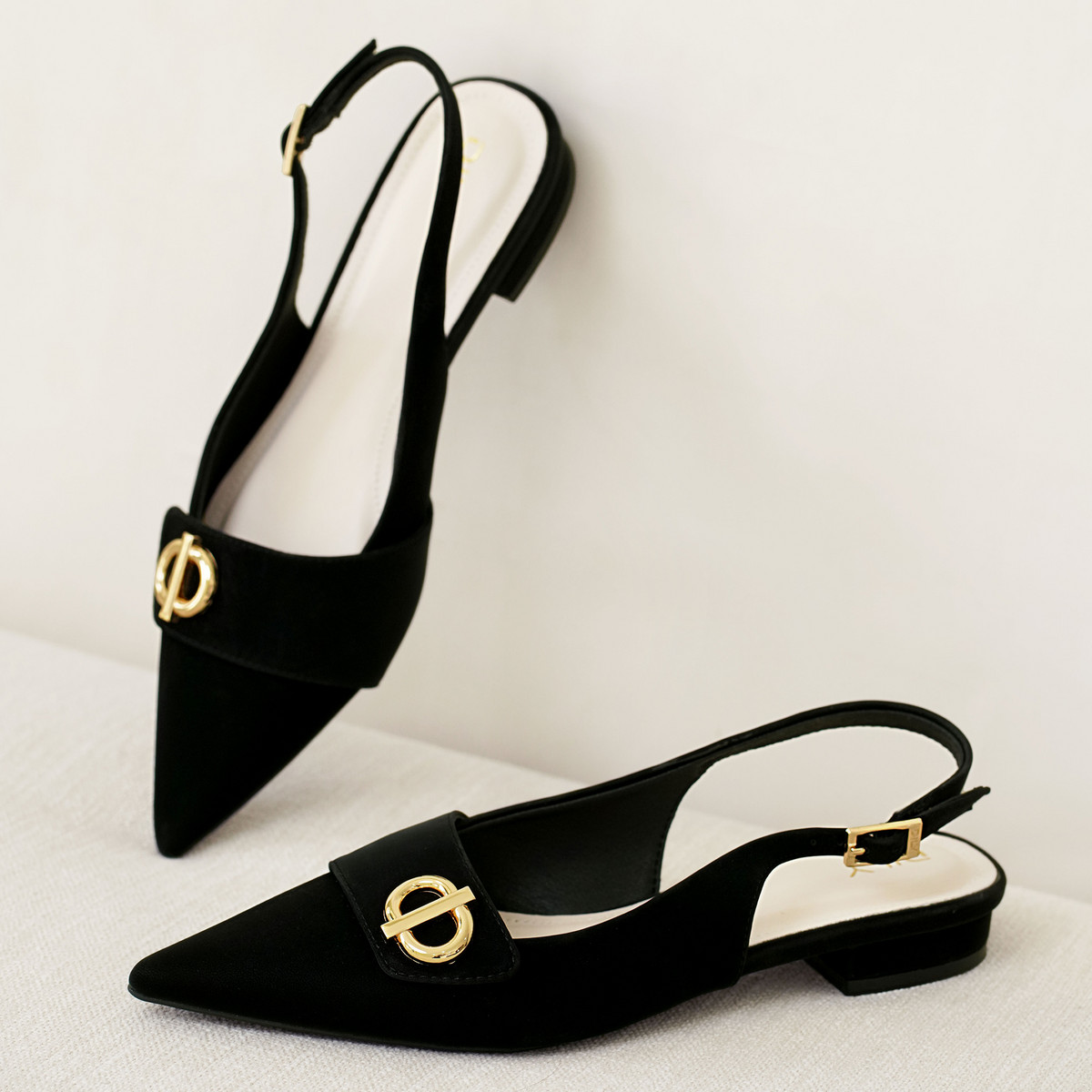 รองเท้าสลิงแบ็ค DL0592