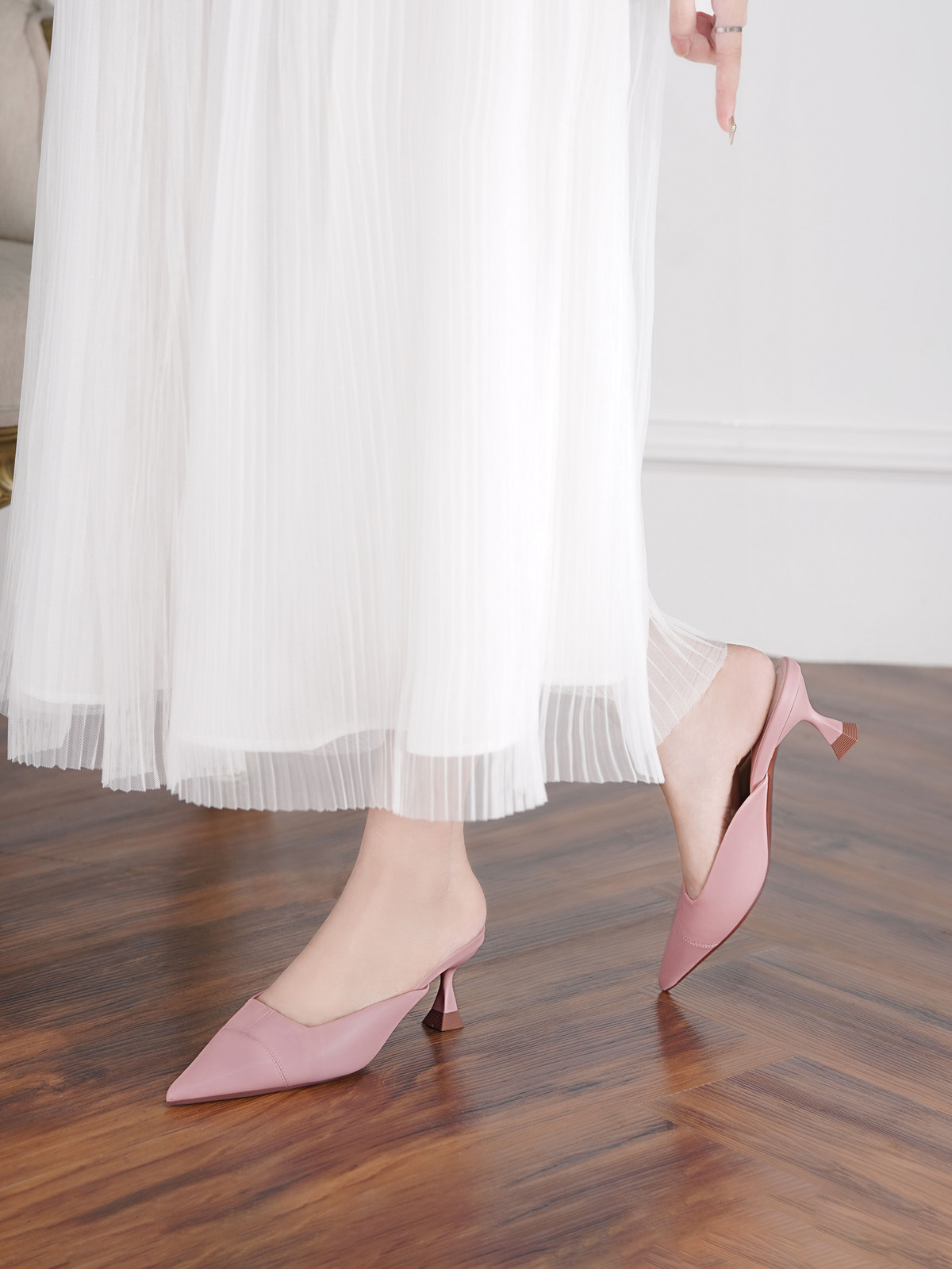 รองเท้ามิวล์ส้นสูง AA0500