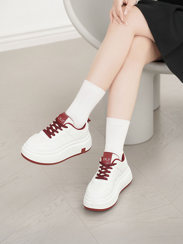 รองเท้าผ้าใบ DILY ดีไซน์สีตัดกันสุดน่ารัก พื้นสูง 6 ซม. เสริมรูปร่าง รุ่น AG0170