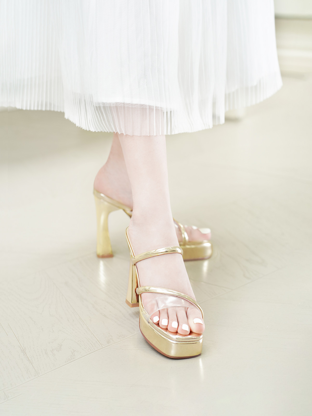 รองเท้าเปิดส้นส้นสูง DL0605