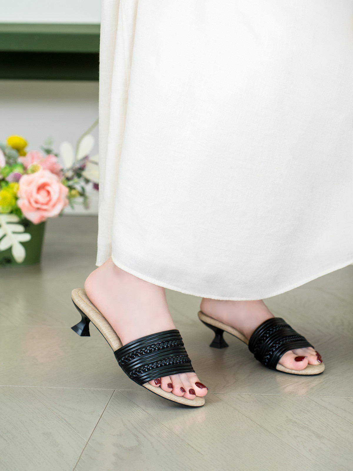 รองเท้าแตะส้นสูง DL0613