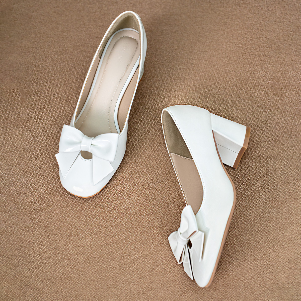 รองเท้าปิดหน้าเท้า DL0622