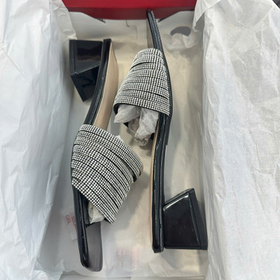 สีสัน: ดำ  / Size : 35