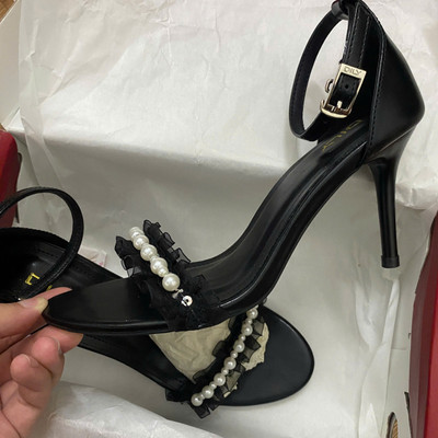 สีสัน: ดำ / Size : 37